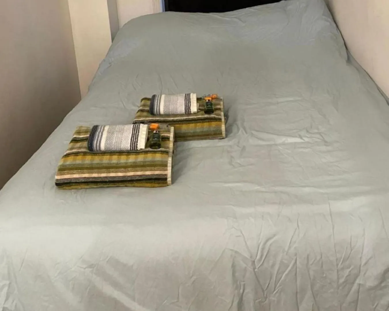 Stay & Play Red Room Adult Homestay In Williamsburg 뉴욕 아파트