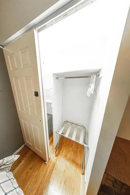 아파트 Stay & Play Red Room Adult Homestay In Williamsburg 뉴욕