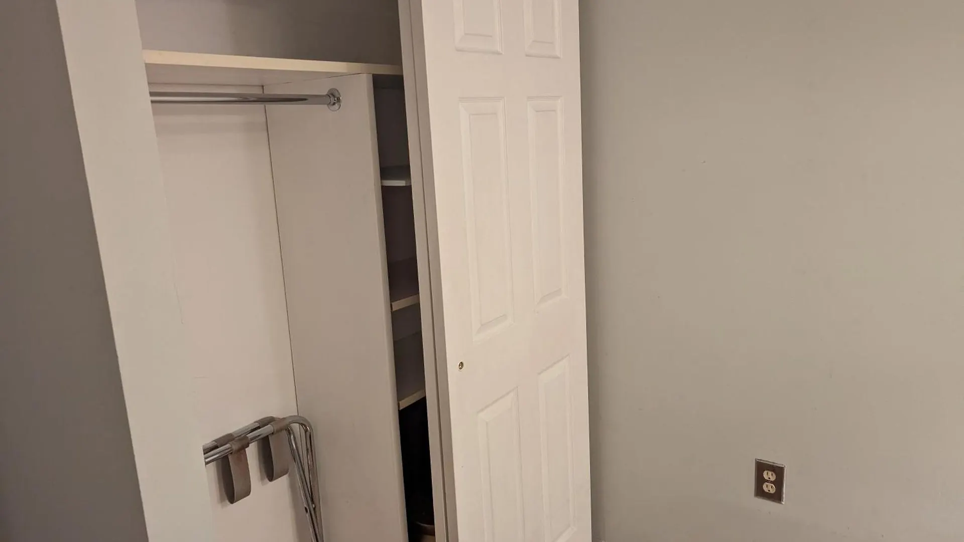 아파트 Stay & Play Red Room Adult Homestay In Williamsburg 뉴욕 미국